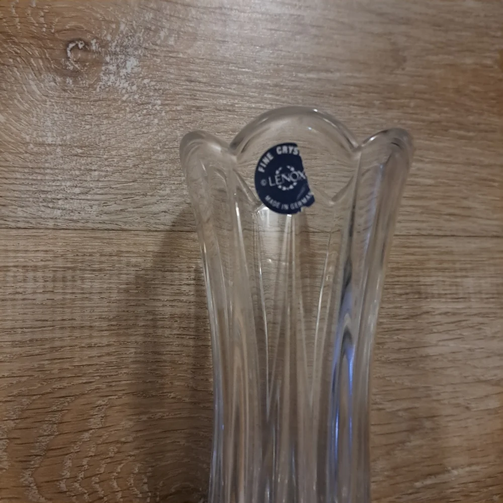 Vintage LENOX Elegant Clear Crystal Flower Vase